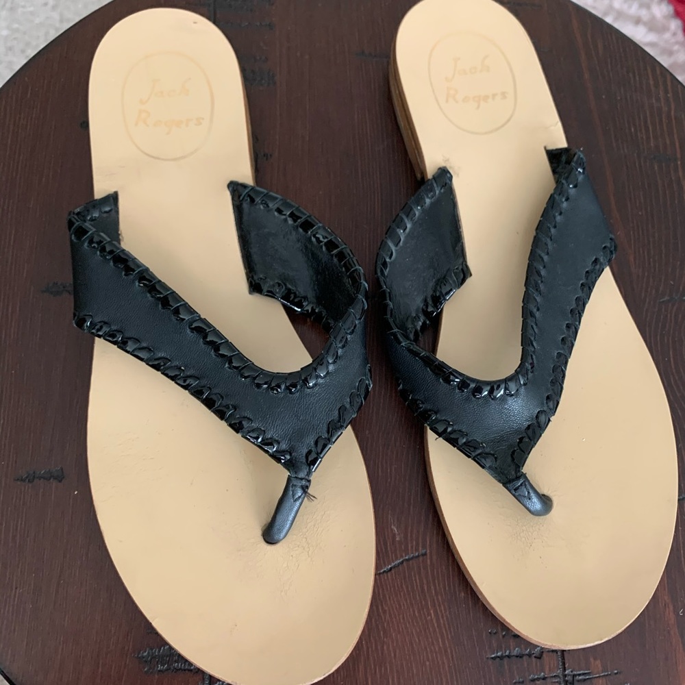 Jack Rogers Black flip flops